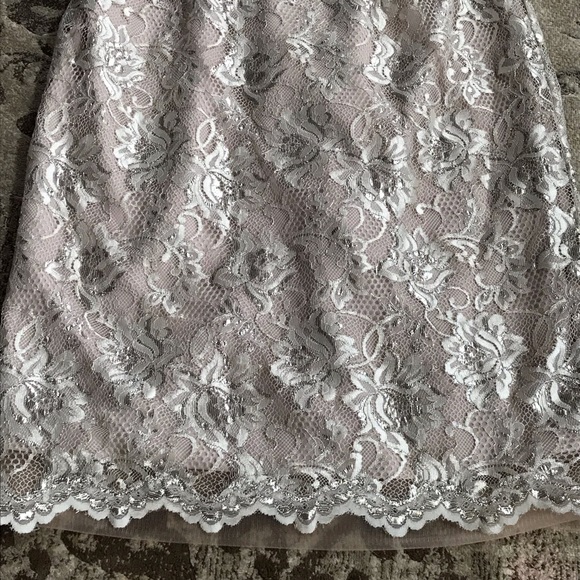 Ladies mother of the bride dress - Picture 4 of 6